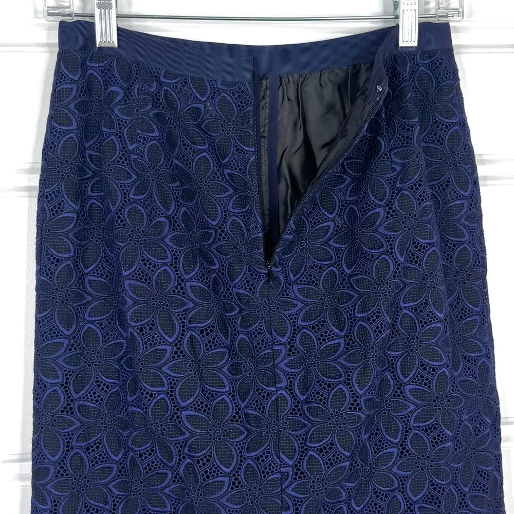SACAI LUCK Lace Pattern Embroidered Skirt NEW Size 2 Blue